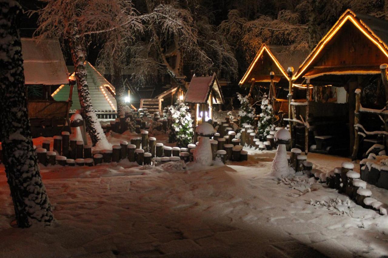 Готель Комплекс відпочинку Колиба Коростень Екстер'єр фото